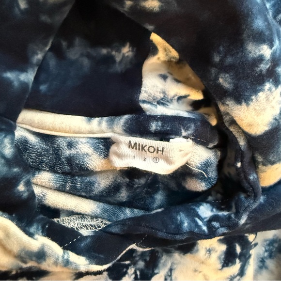 Mikoh Blue Tie-Dye Super Soft Cowl Neck Long Sleeve Sweatshirt - Picture 10 of 11